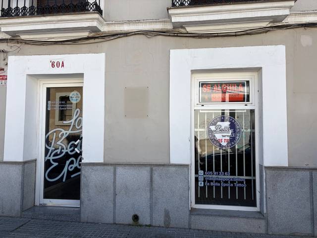 Local comercial en Alquiler en Calle Almendralejo, 60 en Centro