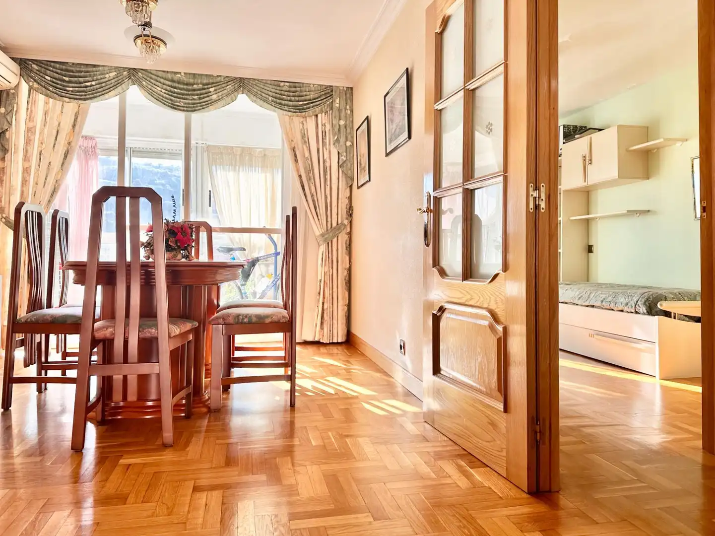 Comedor de Piso en venta en  Pamplona / Iruña con Aire acondicionado, Calefacción y Parquet