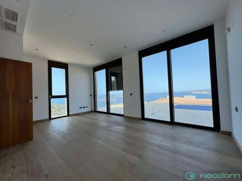 Casa amb piscina en venda a Avenida Tokio, imagen 9