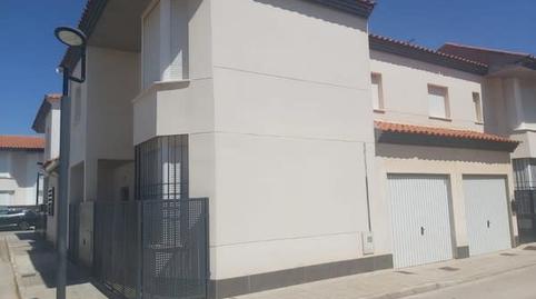 Photo 2 of House or chalet for sale in Travesía Goya, Pedro Muñoz, Ciudad Real