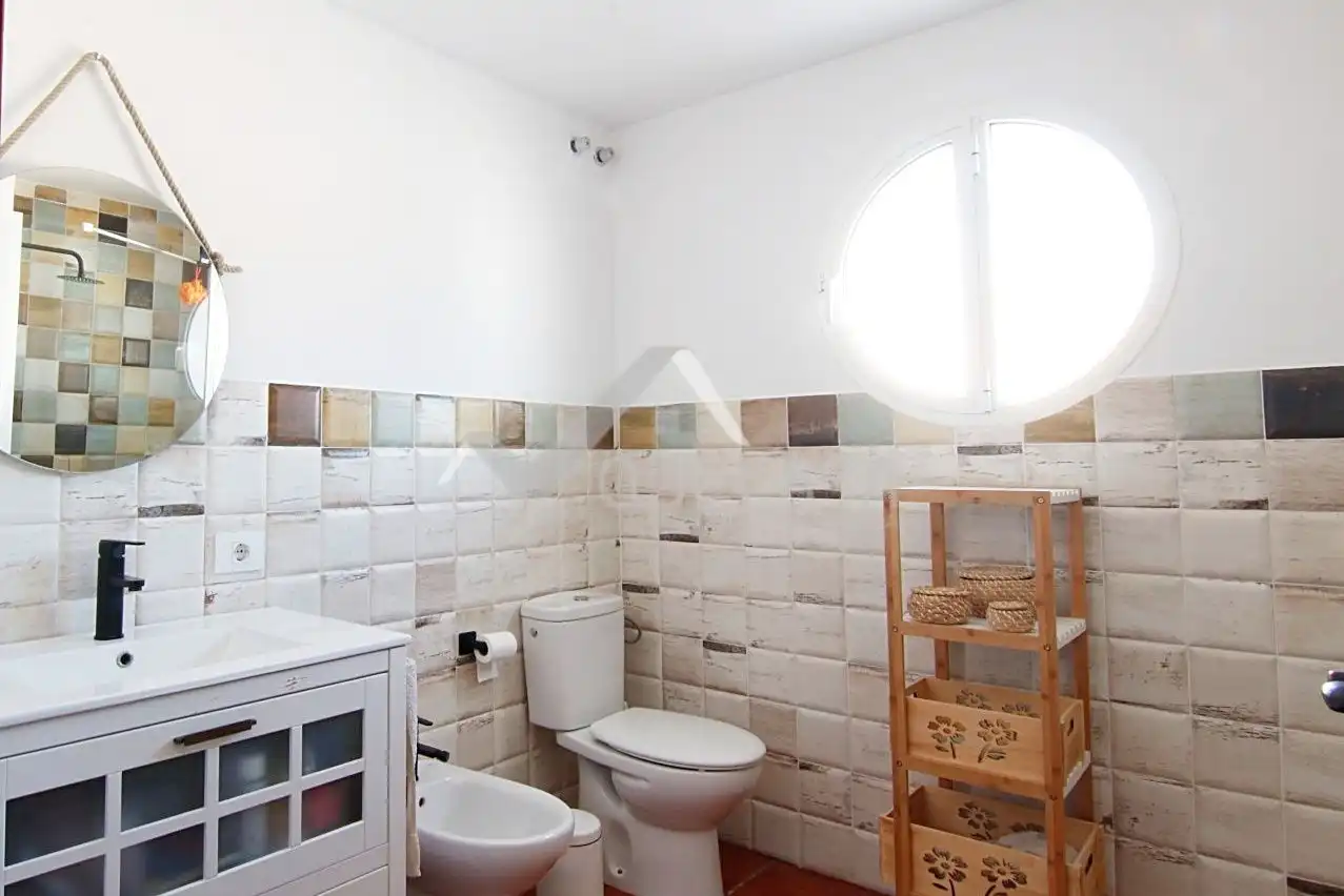 Baño de Dúplex en venta en Santa Lucía de Tirajana con Aire acondicionado, Terraza y Trastero