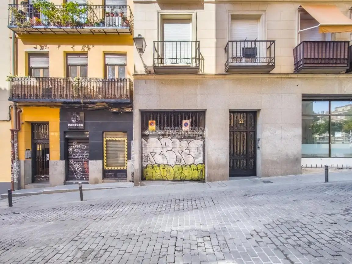 Vista exterior de Garaje en venta en Madrid