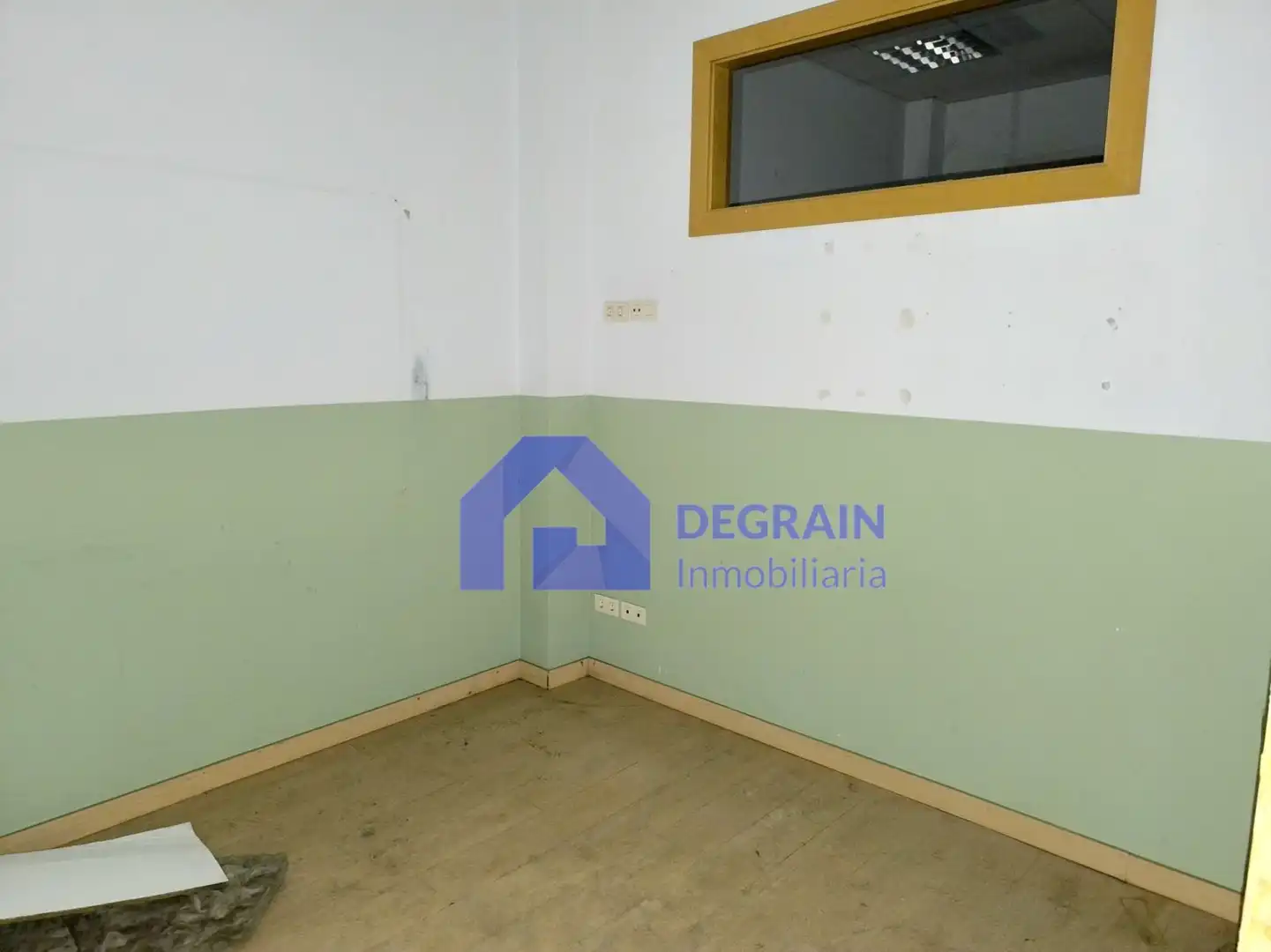 Geschaftsraum zur Miete in Gijón 