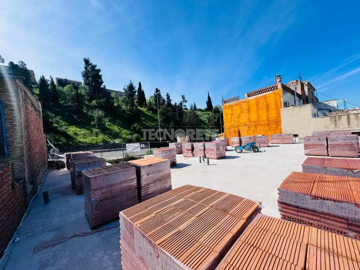 Vista exterior de Casa adosada en venta en Toledo con Calefacción y Jardín privado
