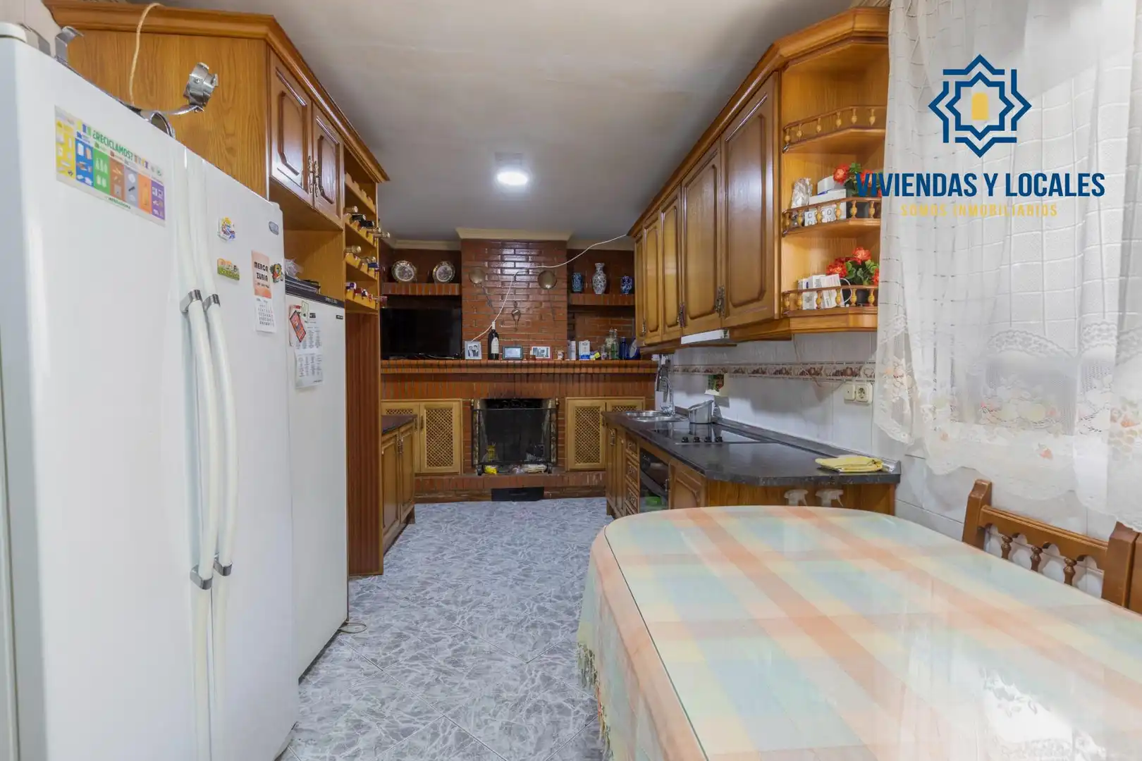 Cuina de Casa o xalet en venda en La Zubia amb Terrassa