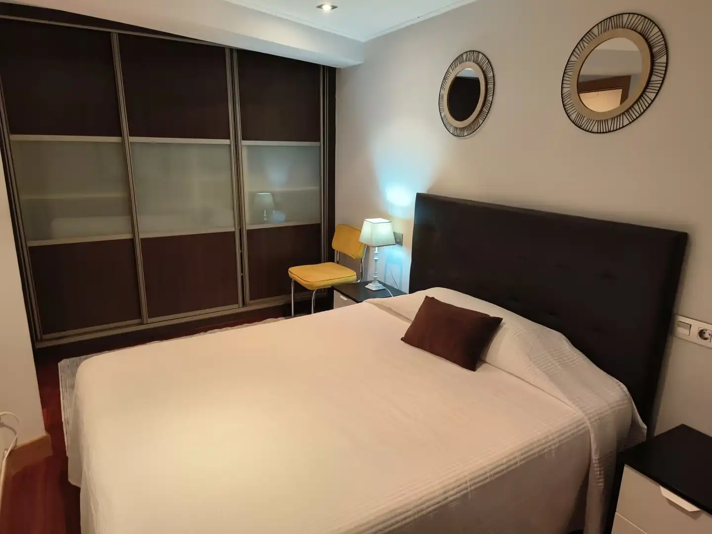 Bedroom of Flat for rent in Castro-Urdiales  with Heating, Furnished and Balcony