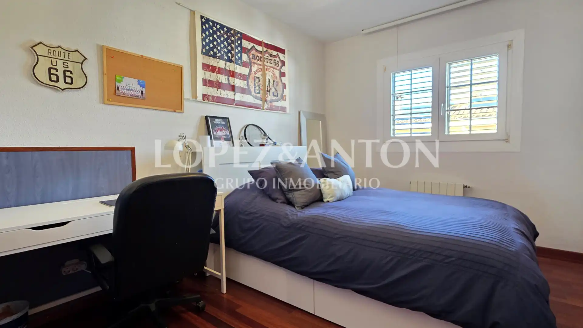 Habitación de Casa o chalet en venta en L'Eliana con Calefacción, Jardín privado y Parquet