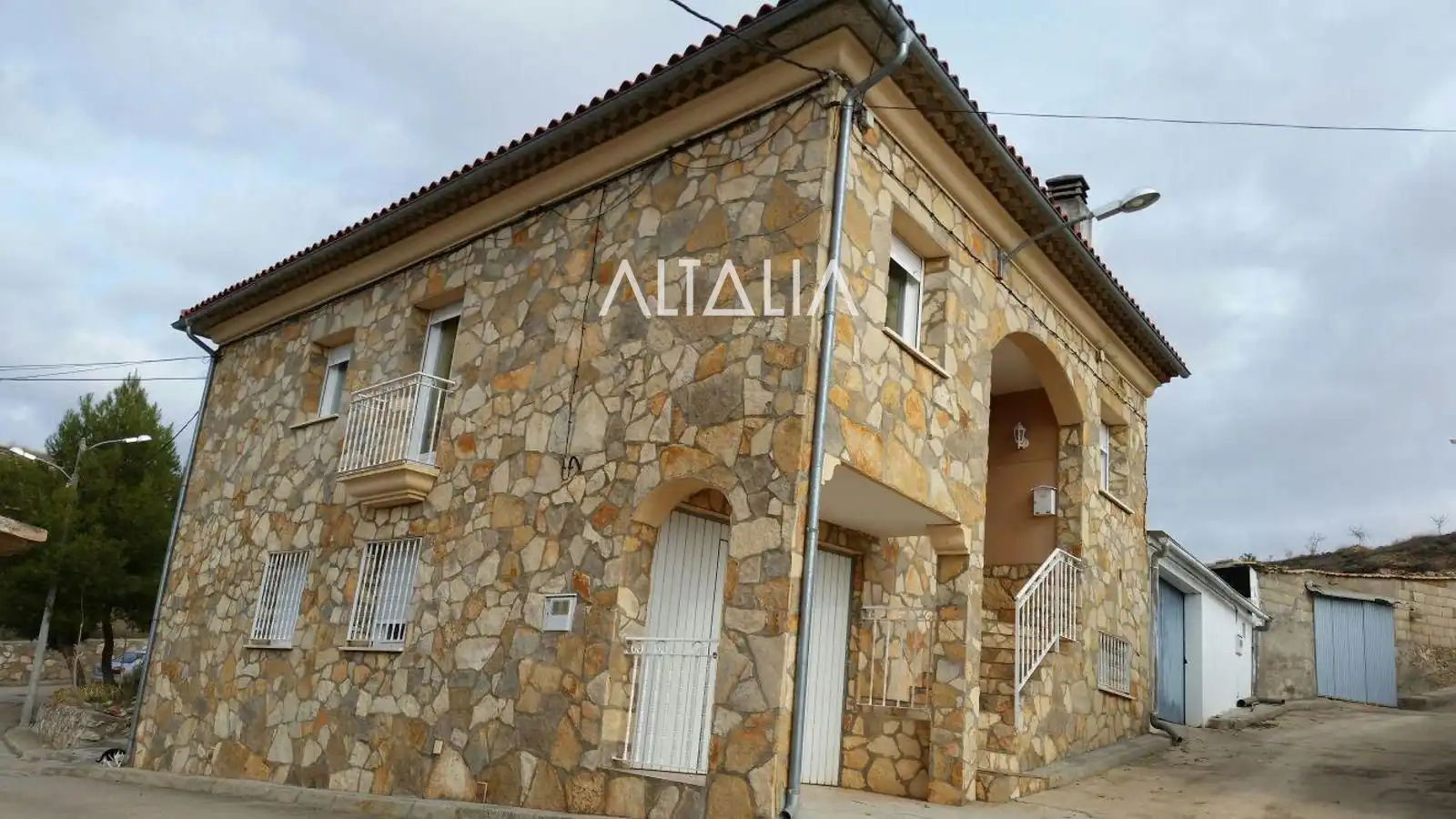 Außenansicht von Haus oder Chalet zum Verkauf in Villanueva de Guadamejud mit Terrasse, Abstellraum und Möbliert
