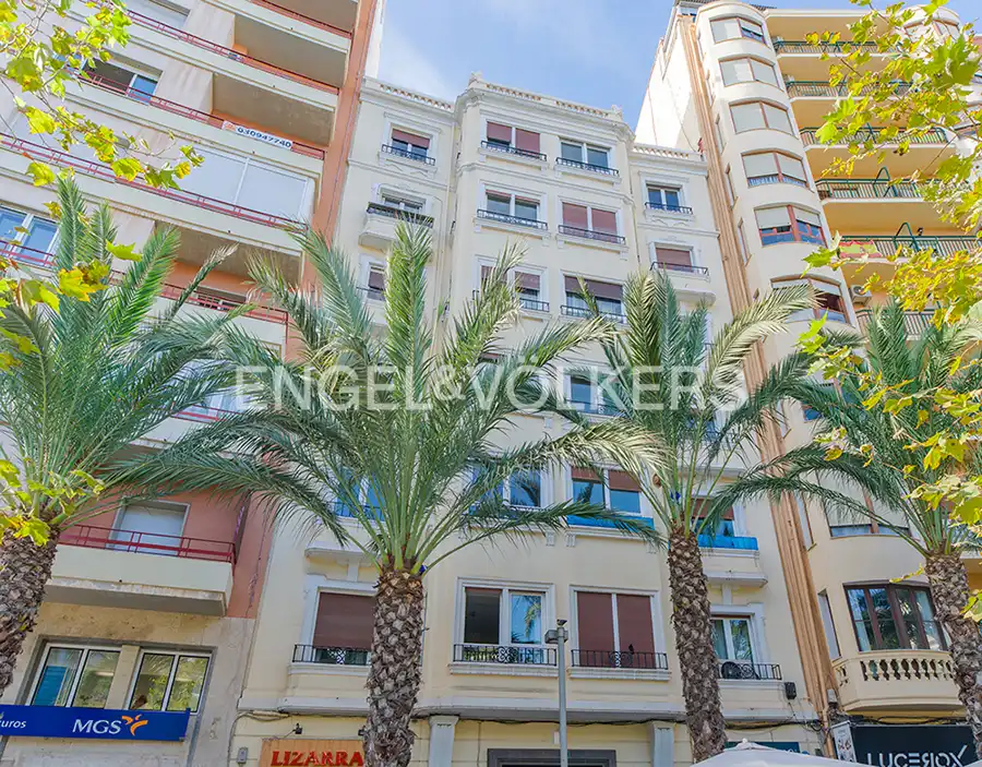 Exterior view of Flat for sale in Alicante / Alacant  with Air Conditioner, Heating and Balcony