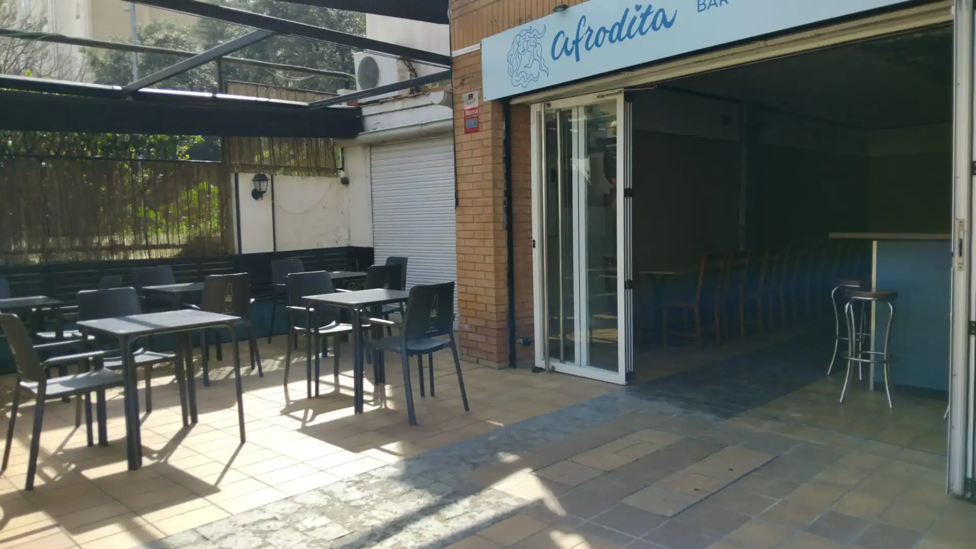 Premises for transfer in Cerdanyola del Vallès  with Air Conditioner, Heating and Terrace