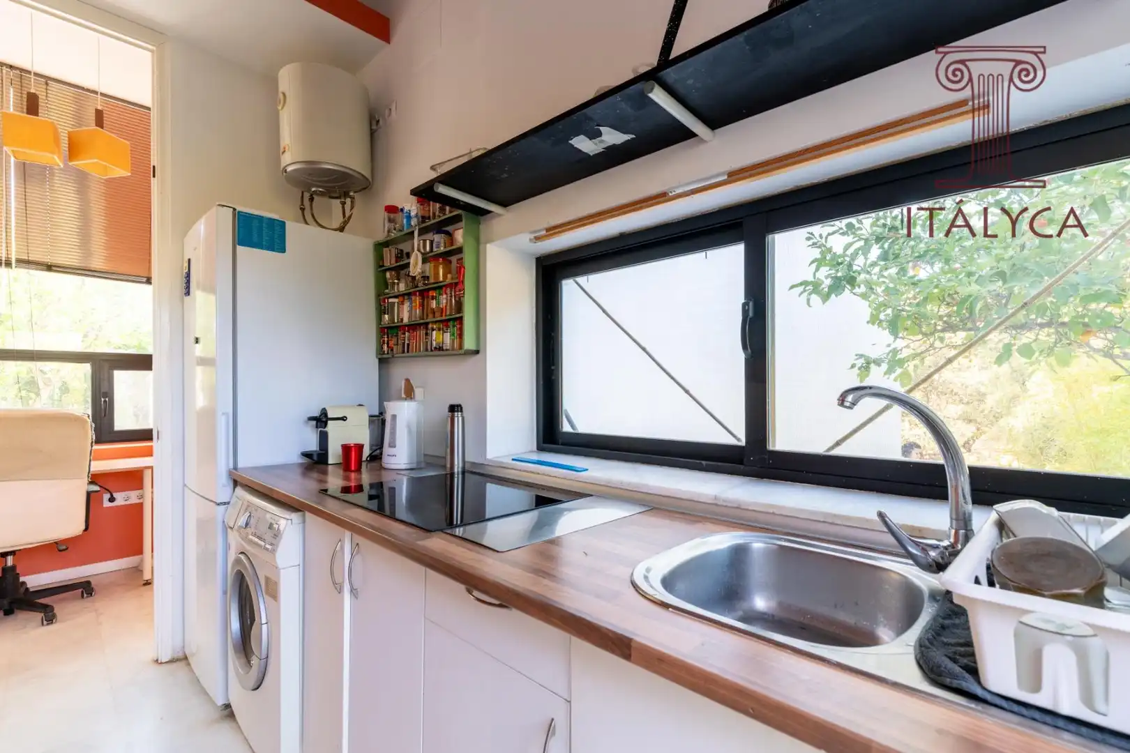 Kitchen of Houses for sale in El Castillo de las Guardas  with Private garden, Terrace and Community pool