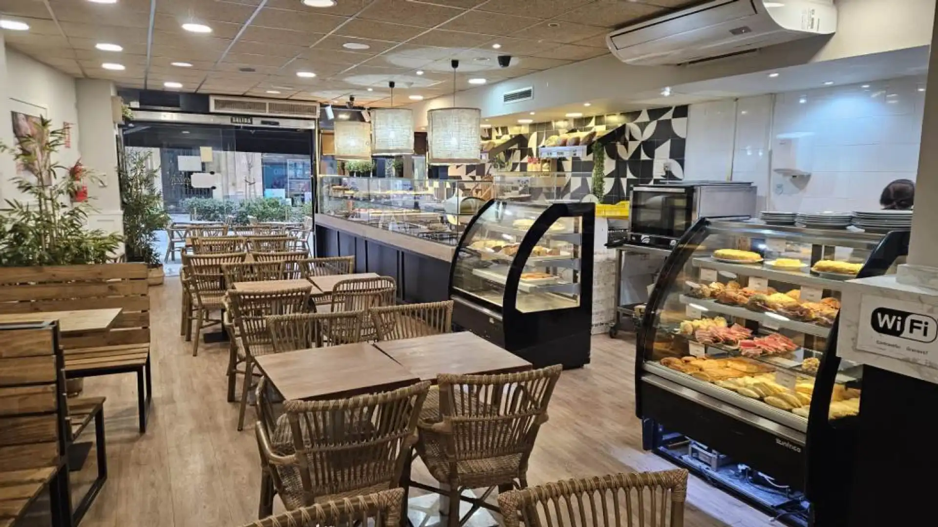 Premises for transfer in Salamanca - Calle Zamora, Sancti Spiritus - San Juan, Centro