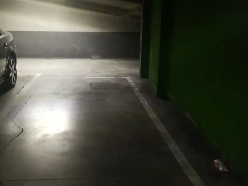 Einzelparkplatz zum Verkauf in Bulevar José Prat 8