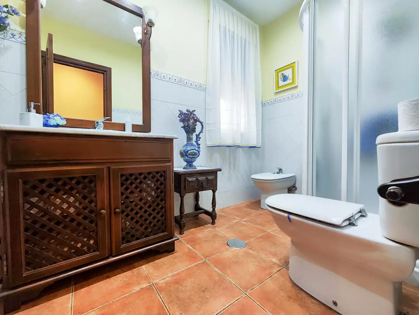 Bathroom of Houses for sale in Puertollano  with Air Conditioner, Heating and Private garden