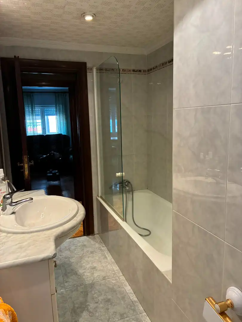 Baño de Piso en venta en Zaragoza con Calefacción, Amueblado y Horno