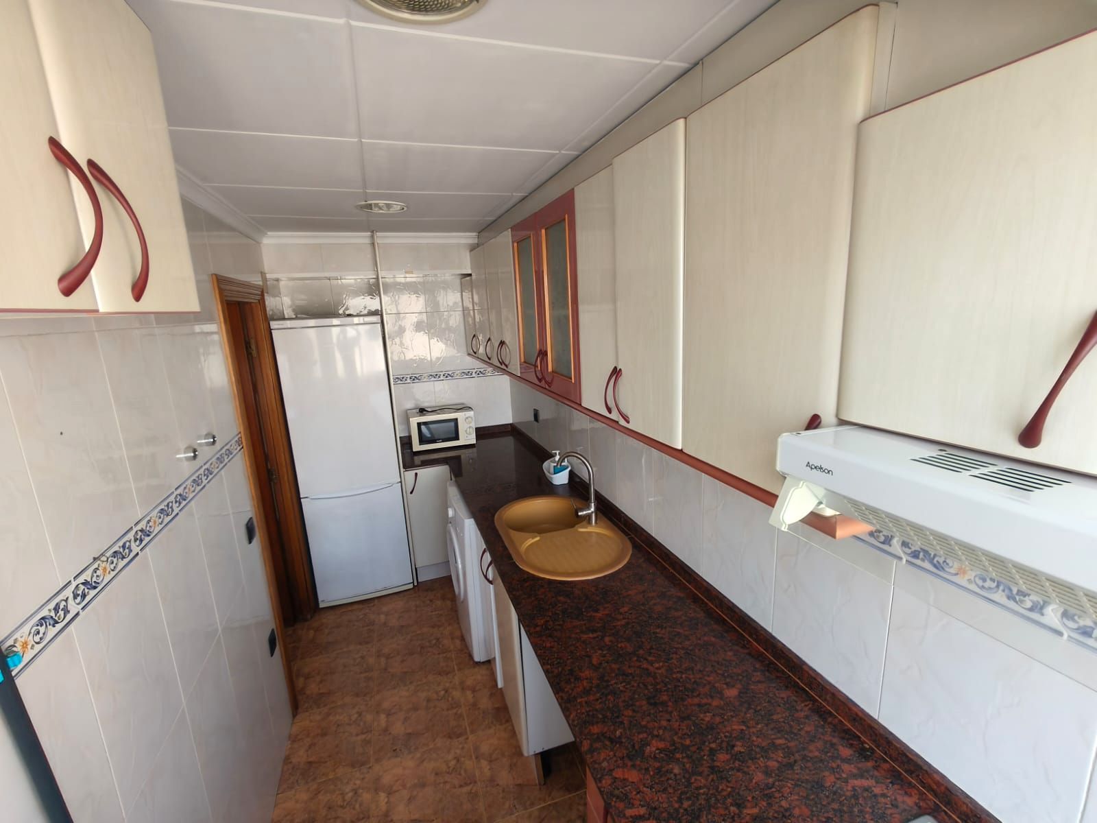 Kitchen of Flat for sale in  Valencia Capital