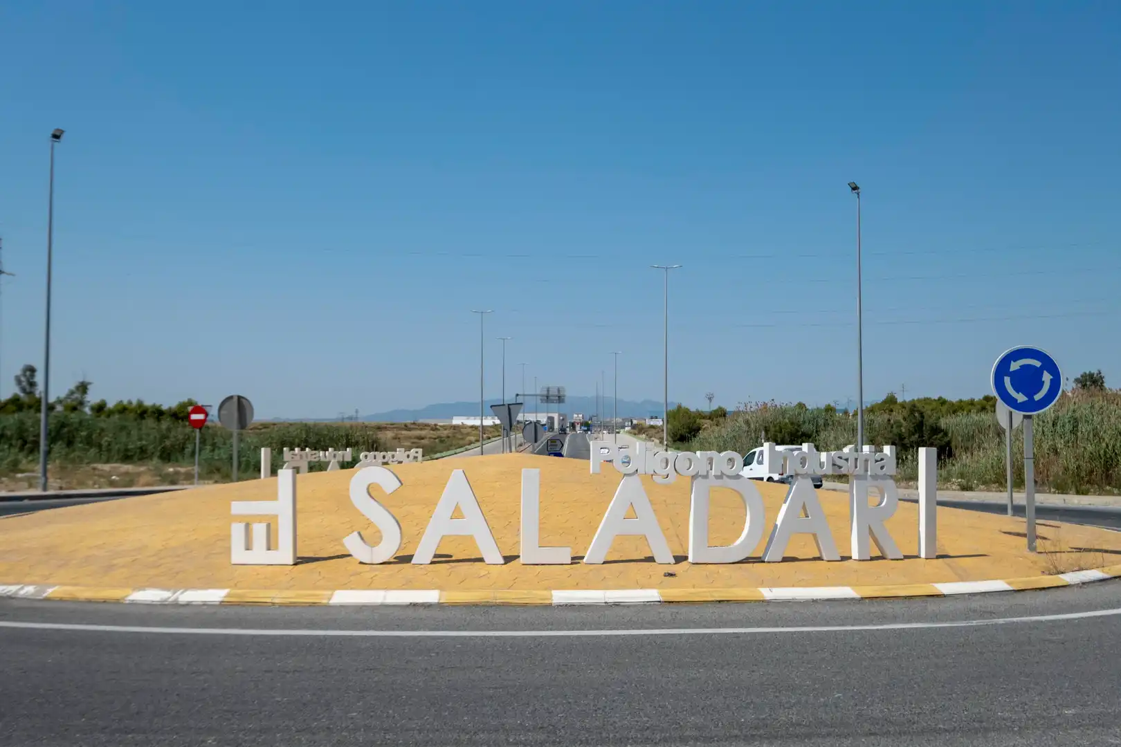 Vista exterior de Nau industrial de lloguer en Lorquí