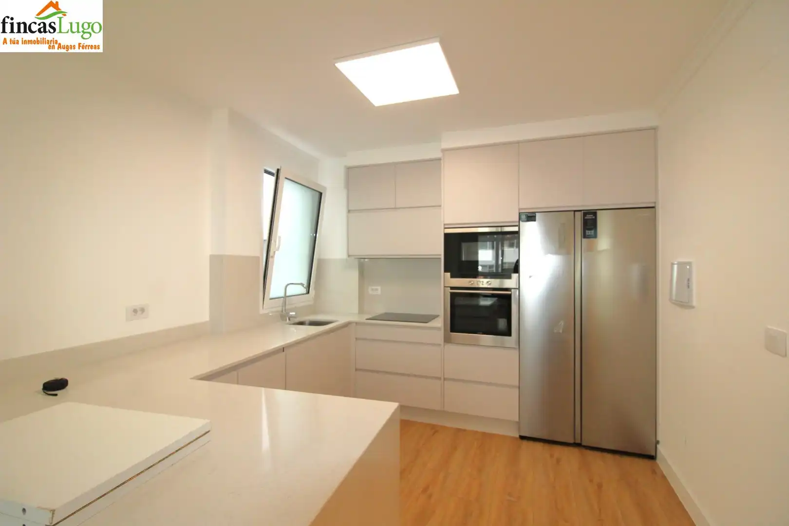 Kitchen of Flat for rent in Lugo  with Heating and Storage room