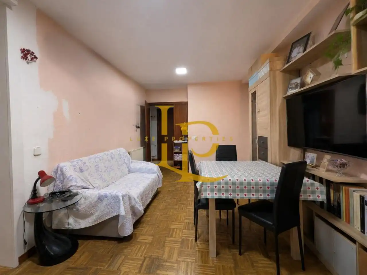 Sala de estar de Piso en venta en San Lorenzo de El Escorial con Calefacción, Jardín privado y Horno