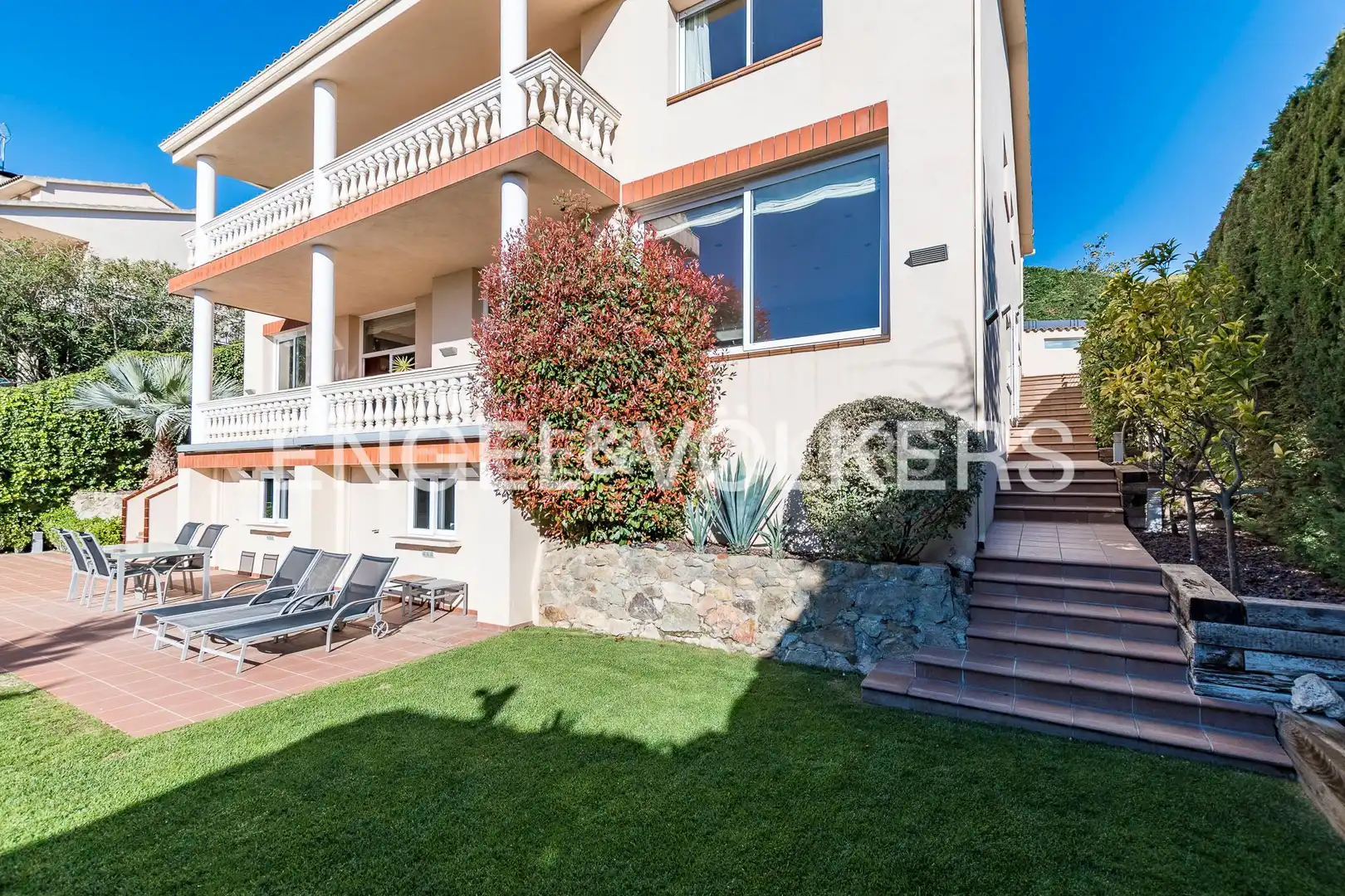 Vista exterior de Casa o xalet en venda en Cabrils amb Aire condicionat, Calefacció i Parquet