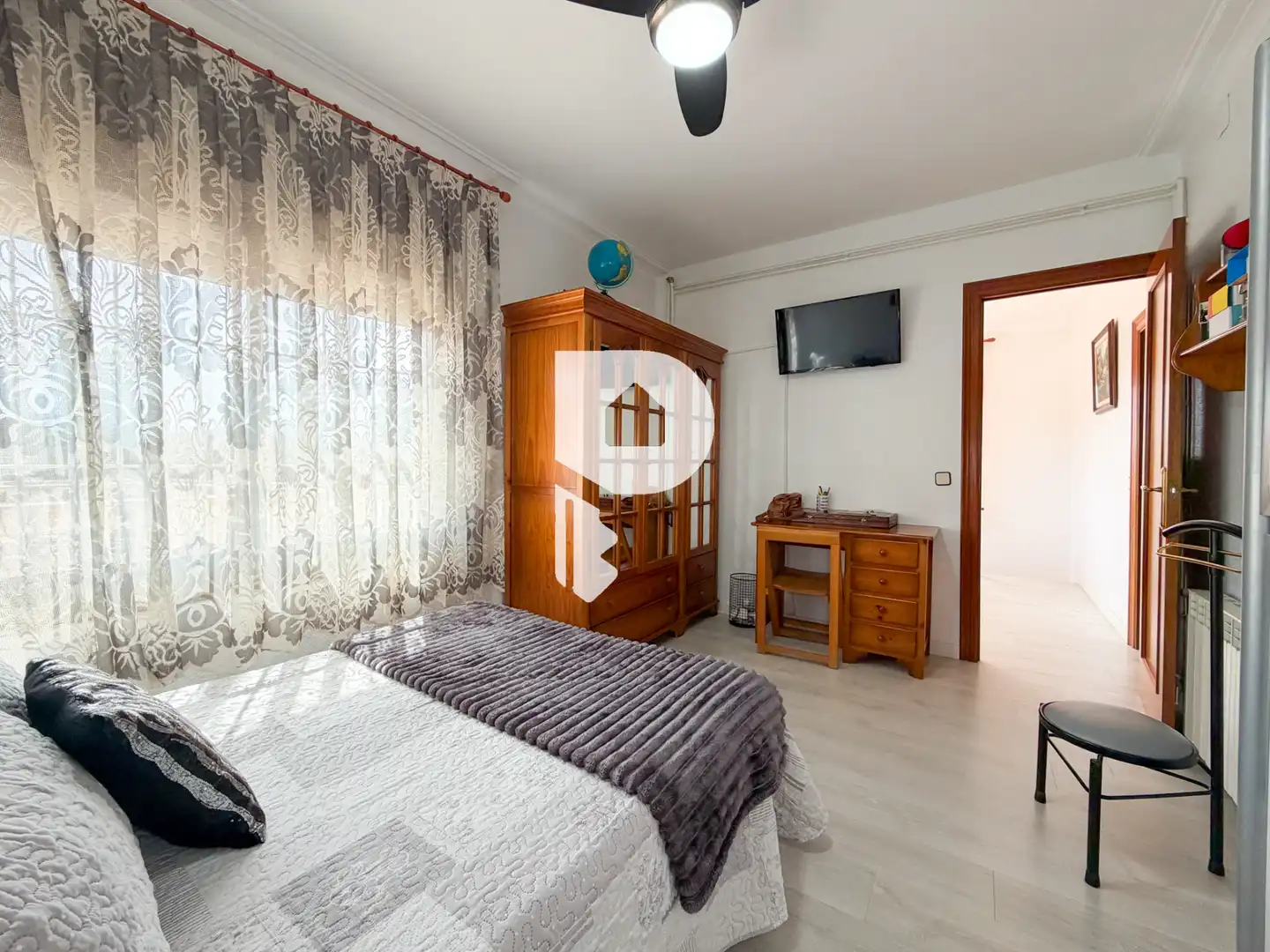 Dormitori de Casa o xalet en venda en El Papiol amb Aire condicionat, Calefacció i Jardí privat