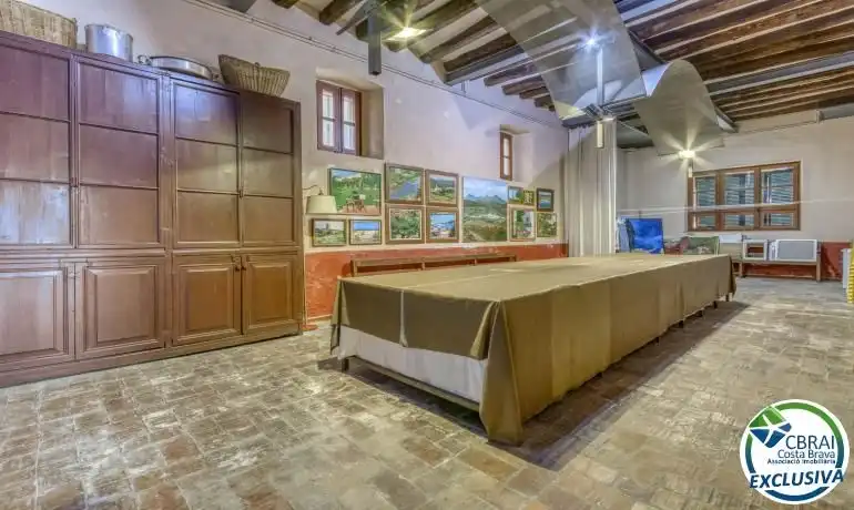 Houses for sale in Espolla, Girona