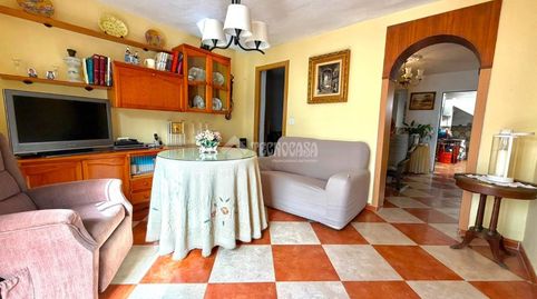 Foto 4 de Casa adosada en venta en C. Lomillas, Centro, Benalmádena