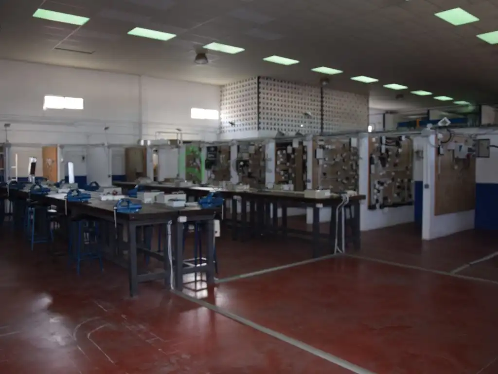 Nau industrial en venda en Badajoz