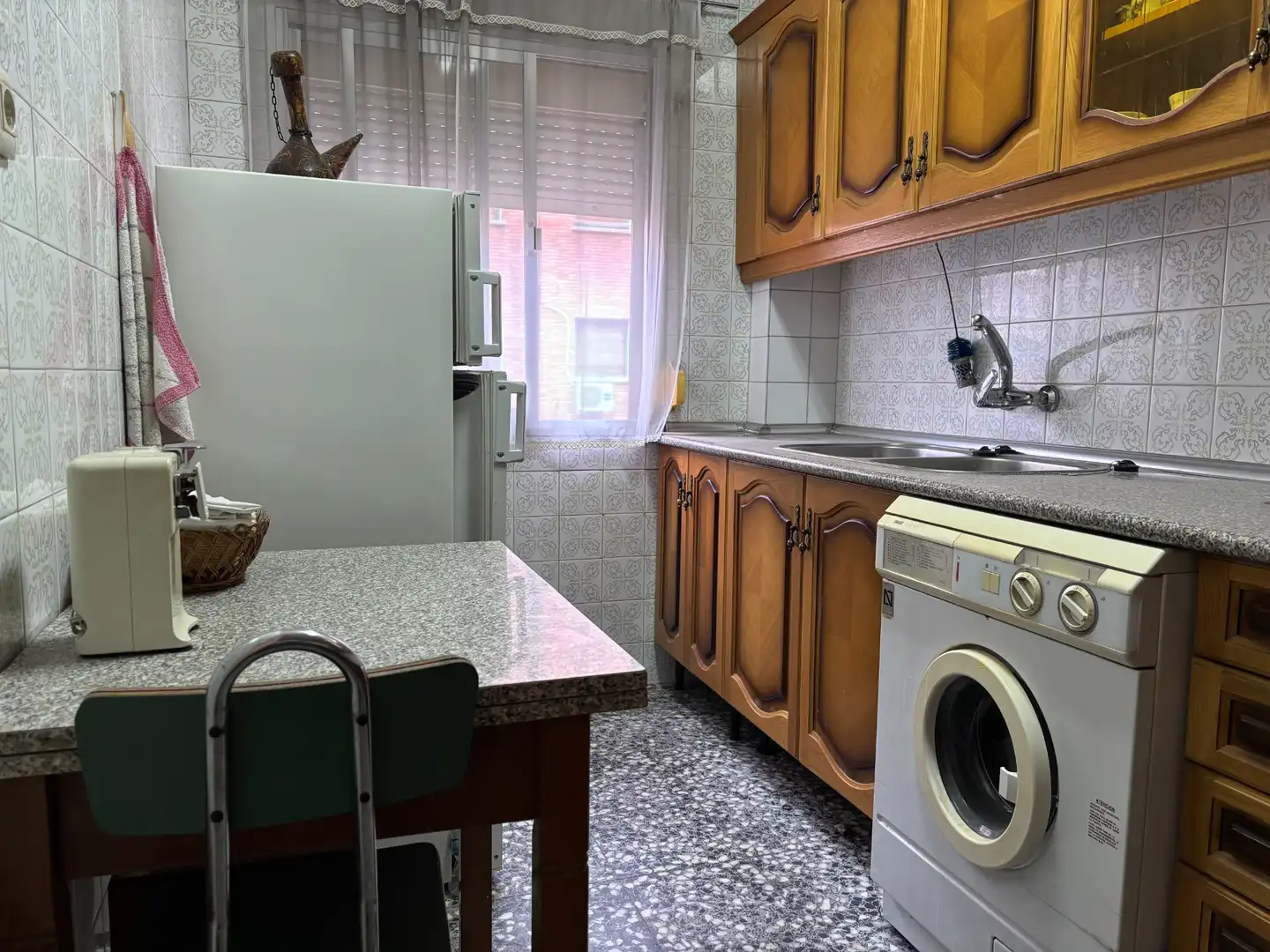 Cocina de Piso en venta en Madrid con Terraza, Amueblado y Horno