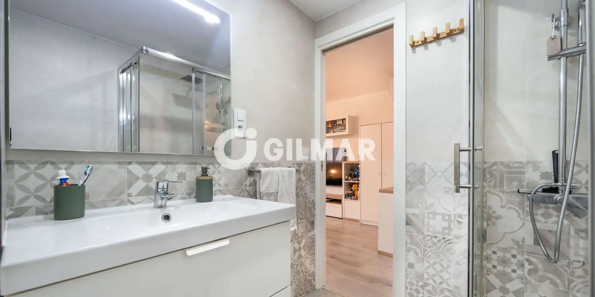 Bathroom of Flat for sale in Ciudad Lineal
