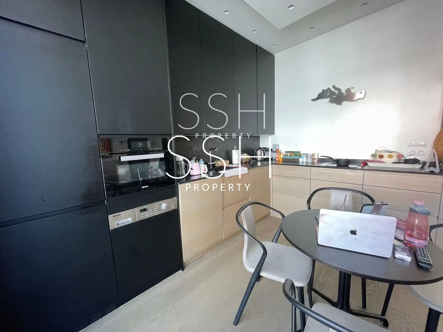 Küche von Wohnung zur Miete in Madrid mit Klimaanlage, Terrasse und Möbliert