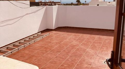 Foto 2 de Piso de alquiler en Sabandeños Los, 22, San Juan, Telde