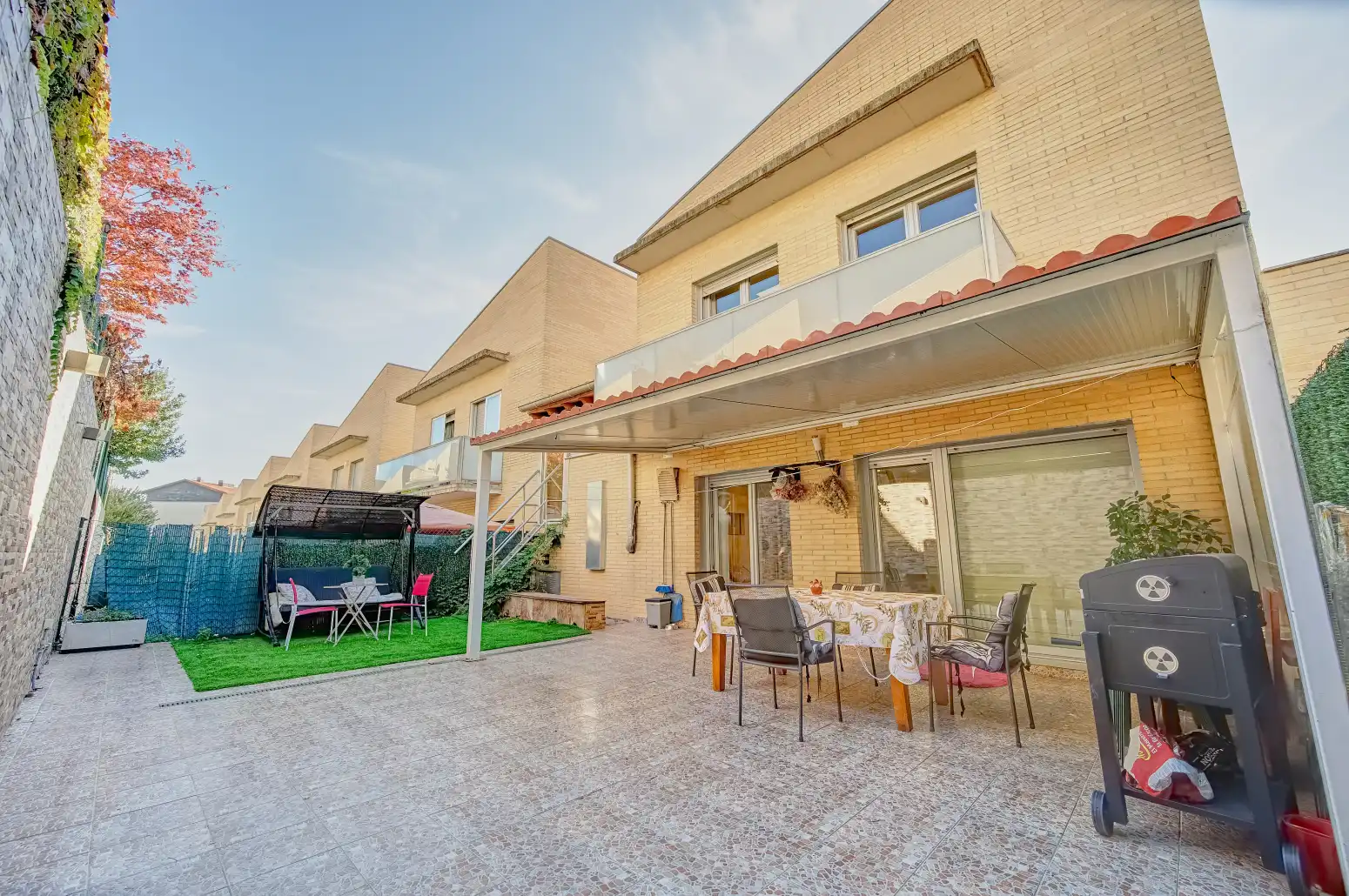 Terrace of Detached homes for sale in Beriáin, Navarra