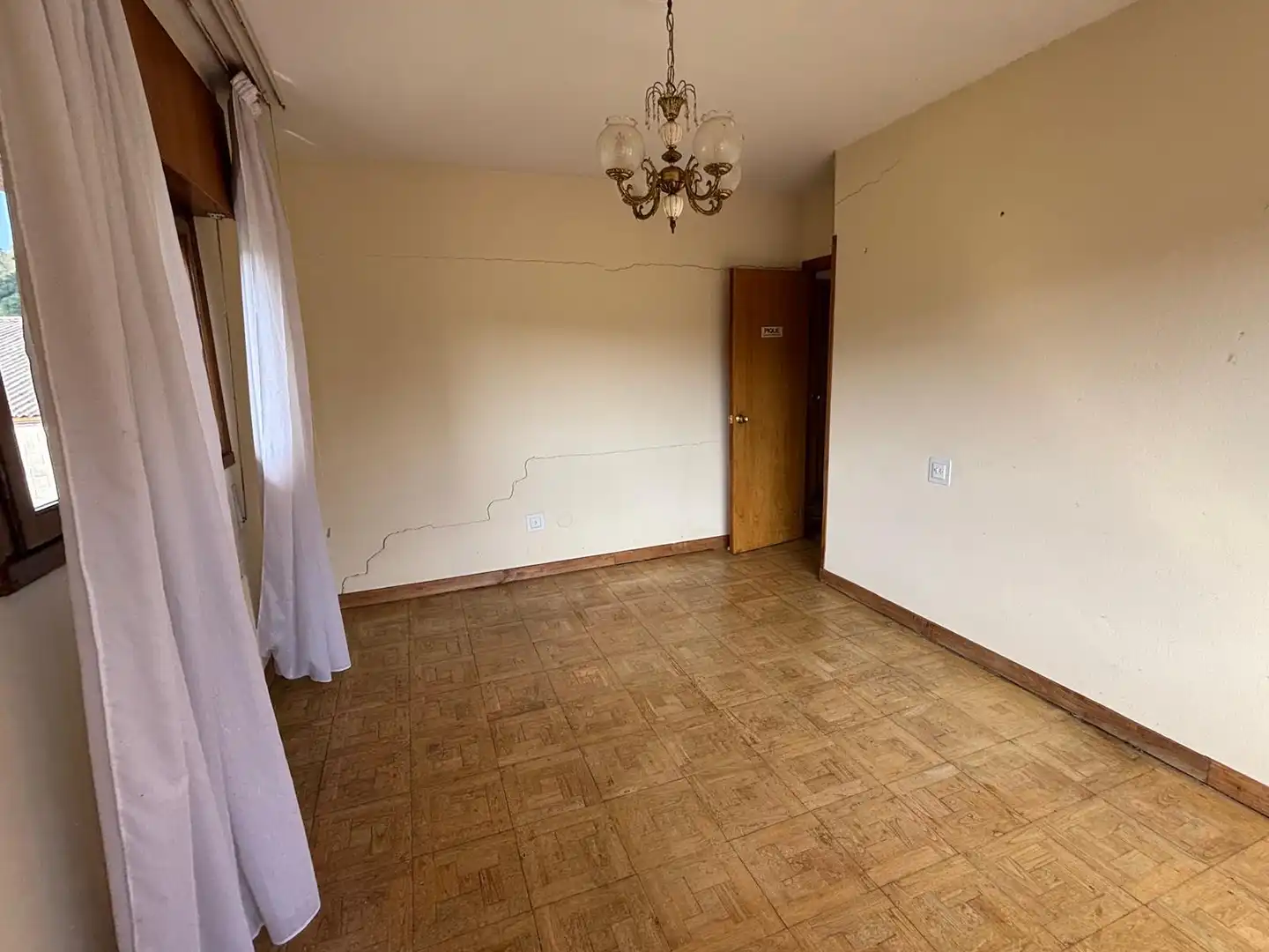 Bedroom of Flat for sale in Salas  with Heating, Parquet flooring and Terrace