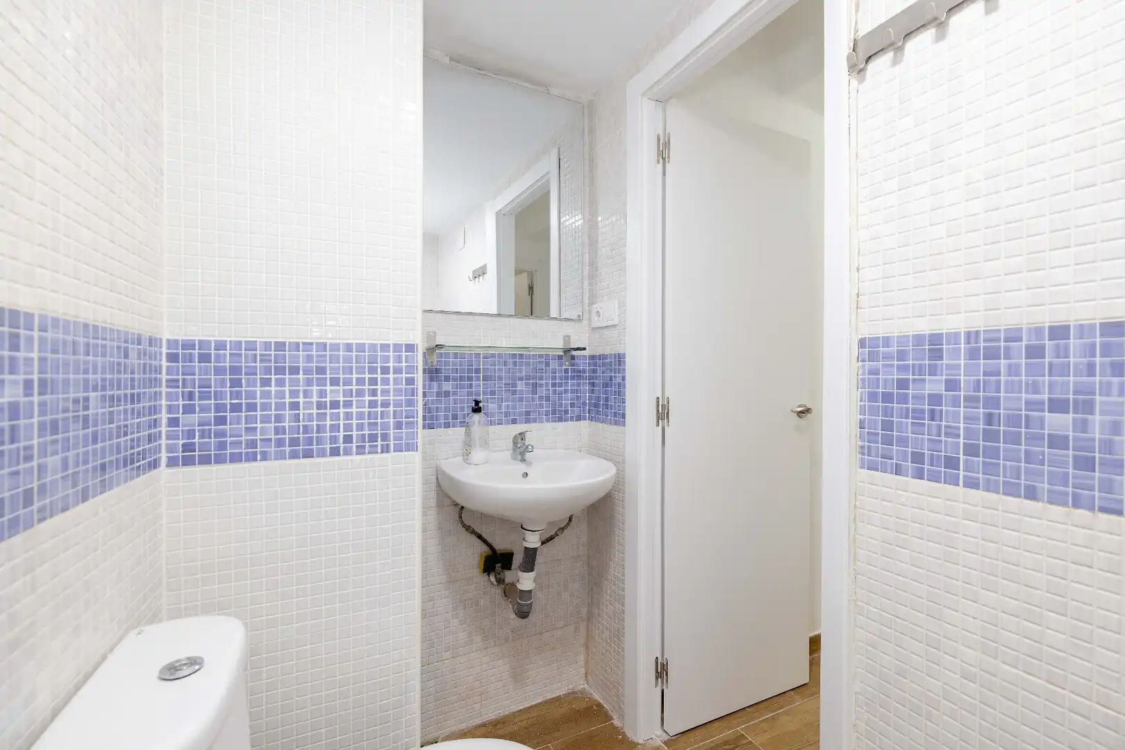 Bathroom of Flat for sale in Málaga  with Heating and Internet
