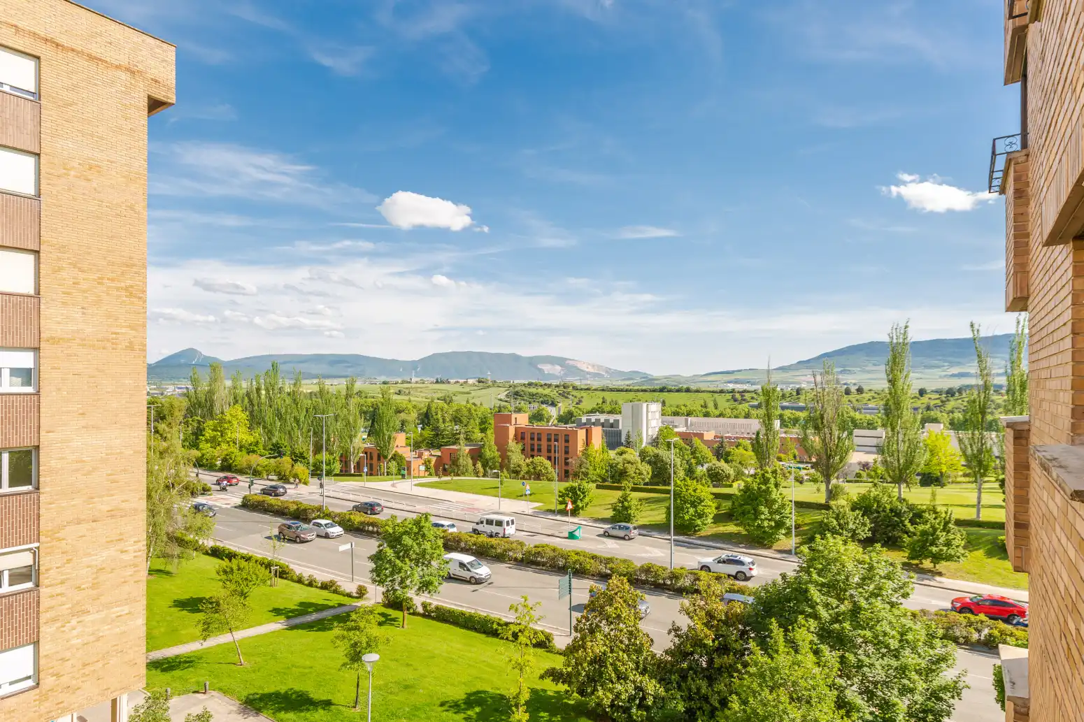 Vista exterior de Pis de lloguer en  Pamplona / Iruña amb Calefacció, Parquet i Terrassa