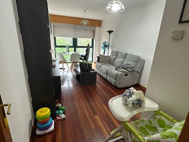 Wohnung mit Aufzug zum Verkauf in Travesía de Cacheiras 86