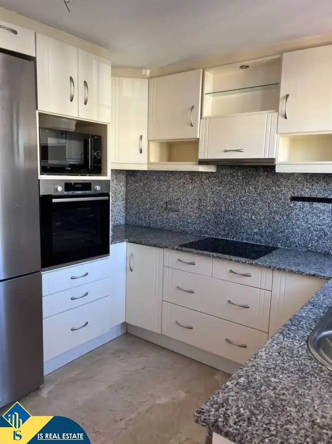 Cocina de Casa adosada en venta en Guardamar del Segura con Aire acondicionado, Calefacción y Jardín privado