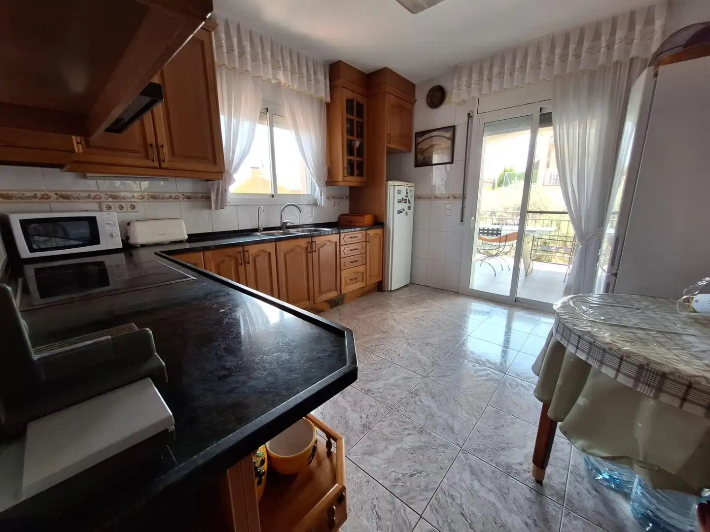 Küche von Country house zum Verkauf in Santa Eulàlia de Ronçana mit Klimaanlage, Privatgarten und Terrasse