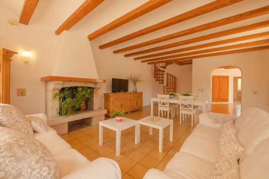 Sala d'estar de Finca rústica en venda en Riudarenes amb Aire condicionat, Calefacció i Jardí privat
