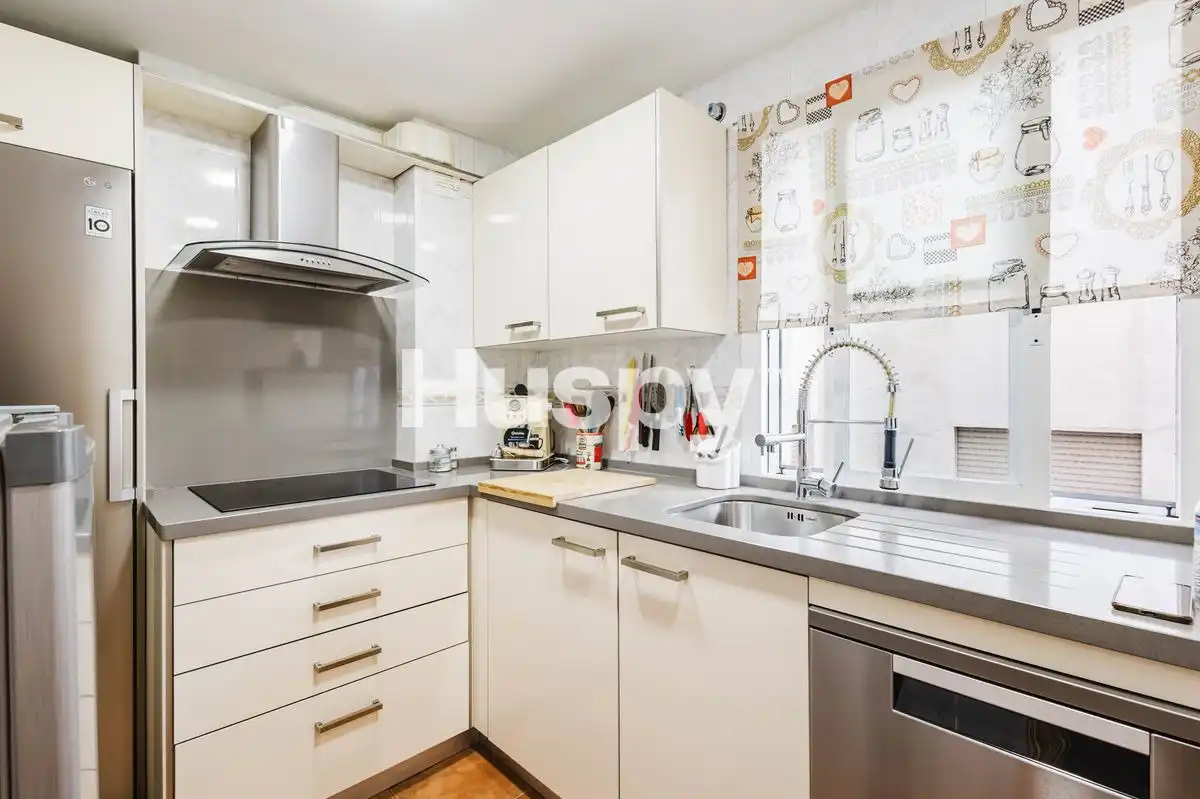 Cocina de Dúplex en venta en Marbella con Aire acondicionado, Calefacción y Terraza