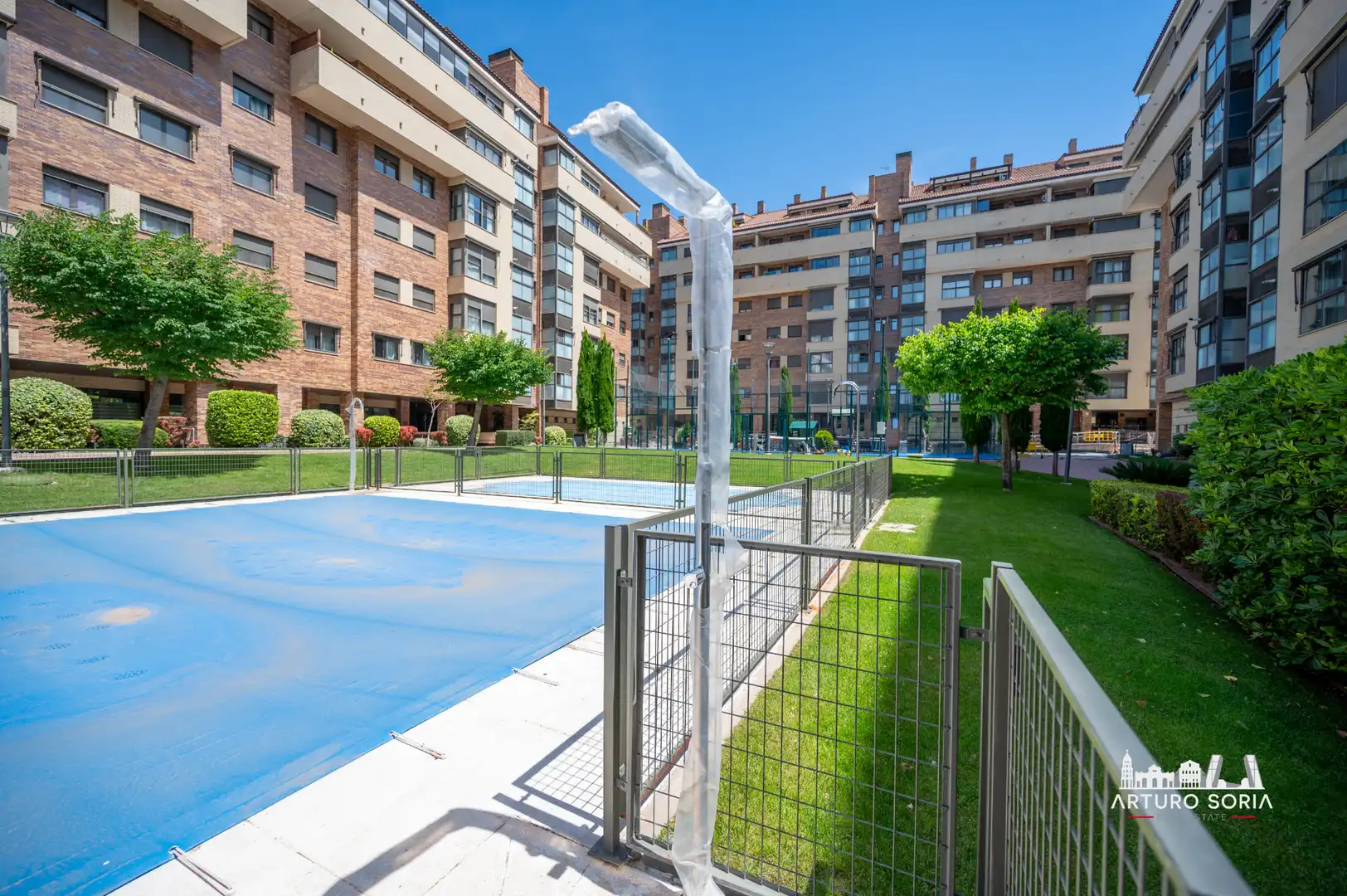 Vista exterior de Piso en venta en Rivas-Vaciamadrid con Aire acondicionado, Calefacción y Trastero