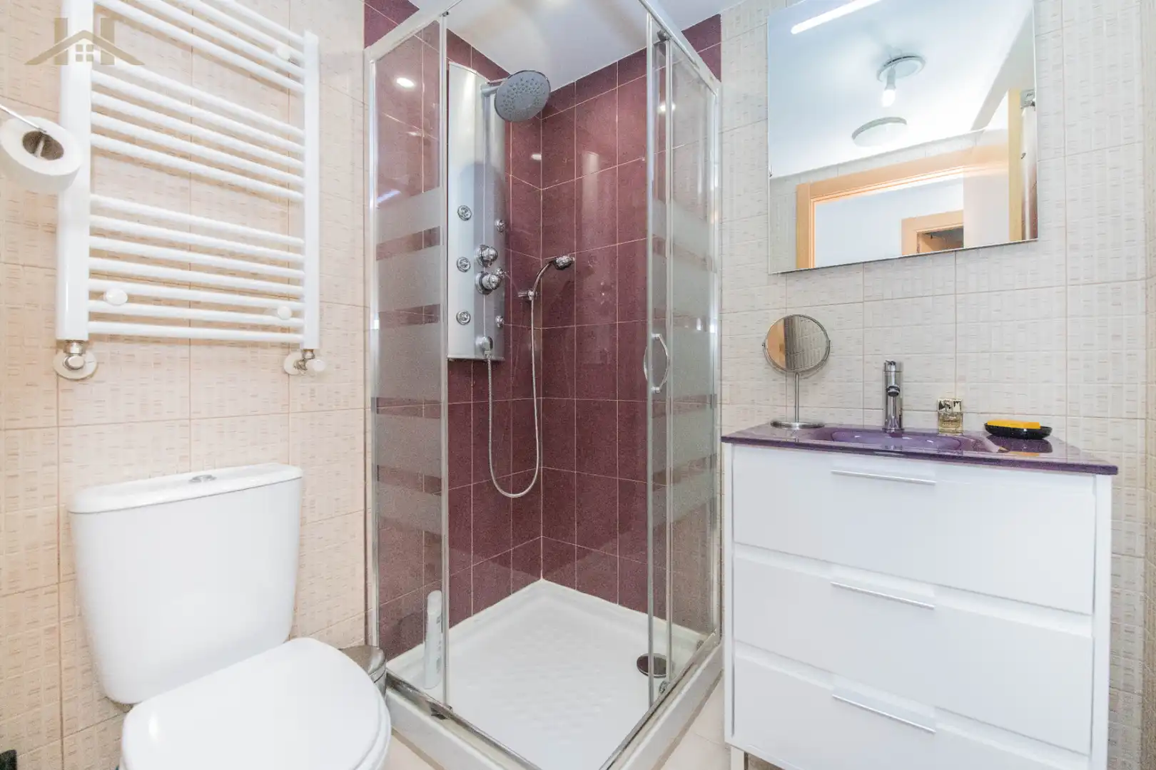 Baño de Piso en venta en Sevilla la Nueva con Aire acondicionado, Calefacción y Terraza