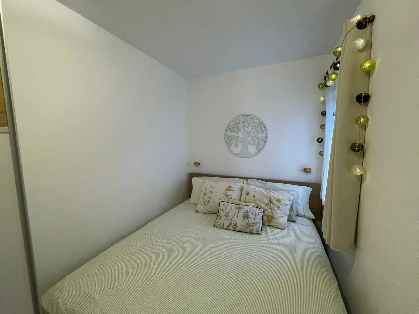 Schlafzimmer von Dachboden zum Verkauf in Cornellà de Llobregat mit Terrasse und Balkon