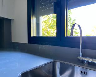 Kitchen of Flat to rent in Girona Capital  with Air Conditioner and Terrace