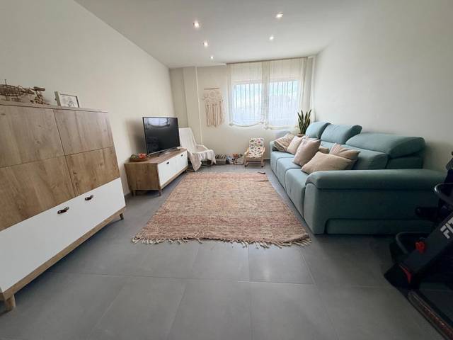 Piso en Venta en Benissoda