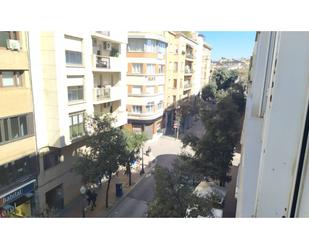 Vista exterior de Pis de lloguer en Terrassa amb Aire condicionat, Calefacció i Parquet
