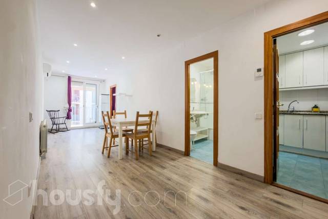 Piso en Venta en CL BOTELLA, . en El Raval