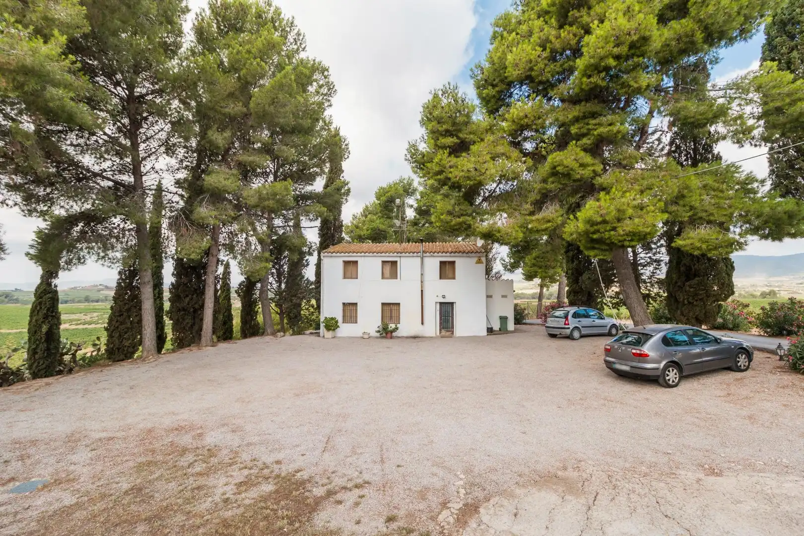 Vista exterior de Finca rústica en venda en Castellet i la Gornal amb Calefacció, Jardí privat i Terrassa
