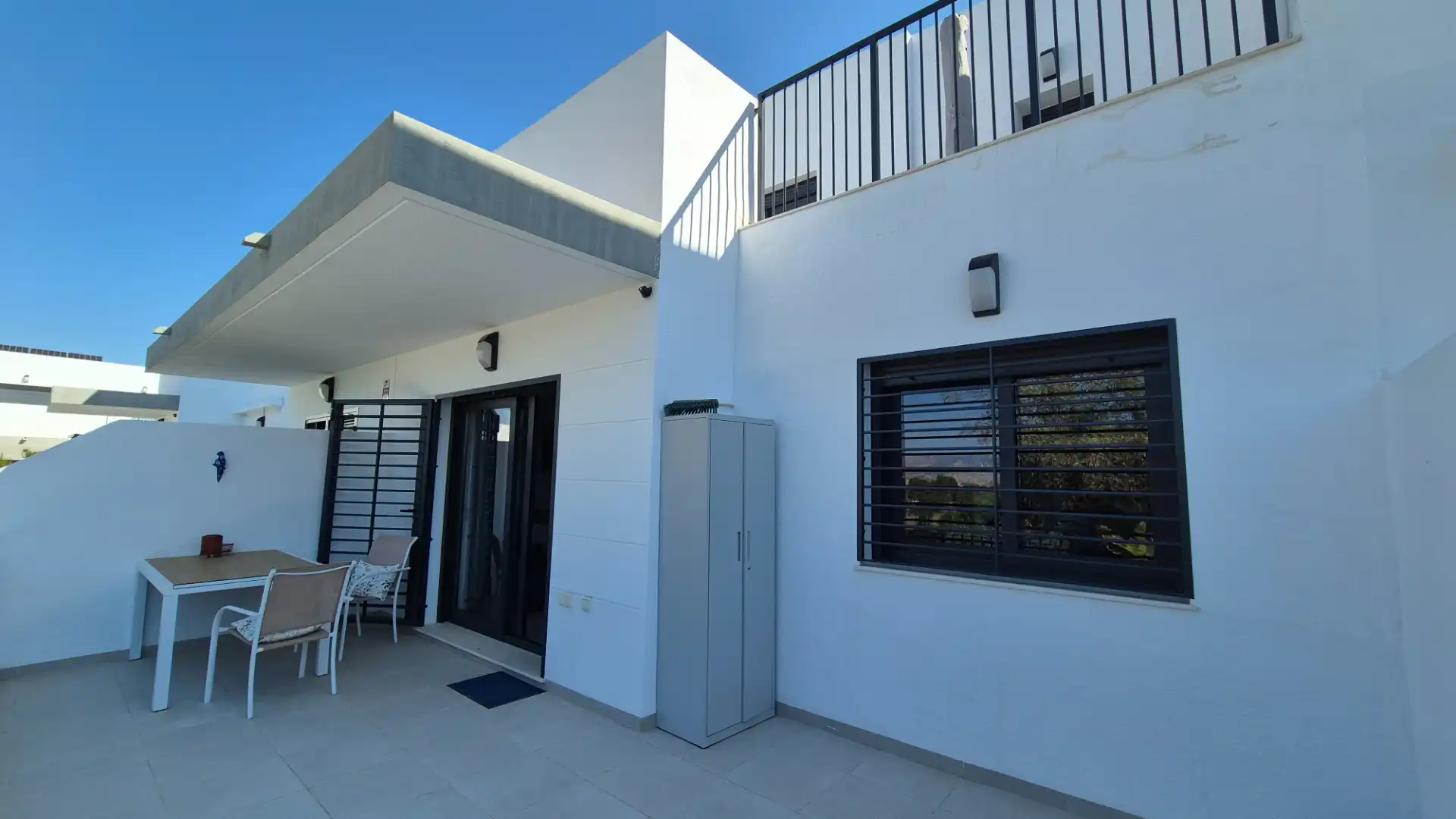 Vista exterior de Casa o chalet en venta en Busot con Aire acondicionado, Calefacción y Jardín privado